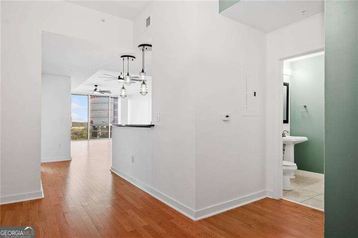 Property Photo:  3300 Windy Ridge Parkway SE 1113  GA 30339 