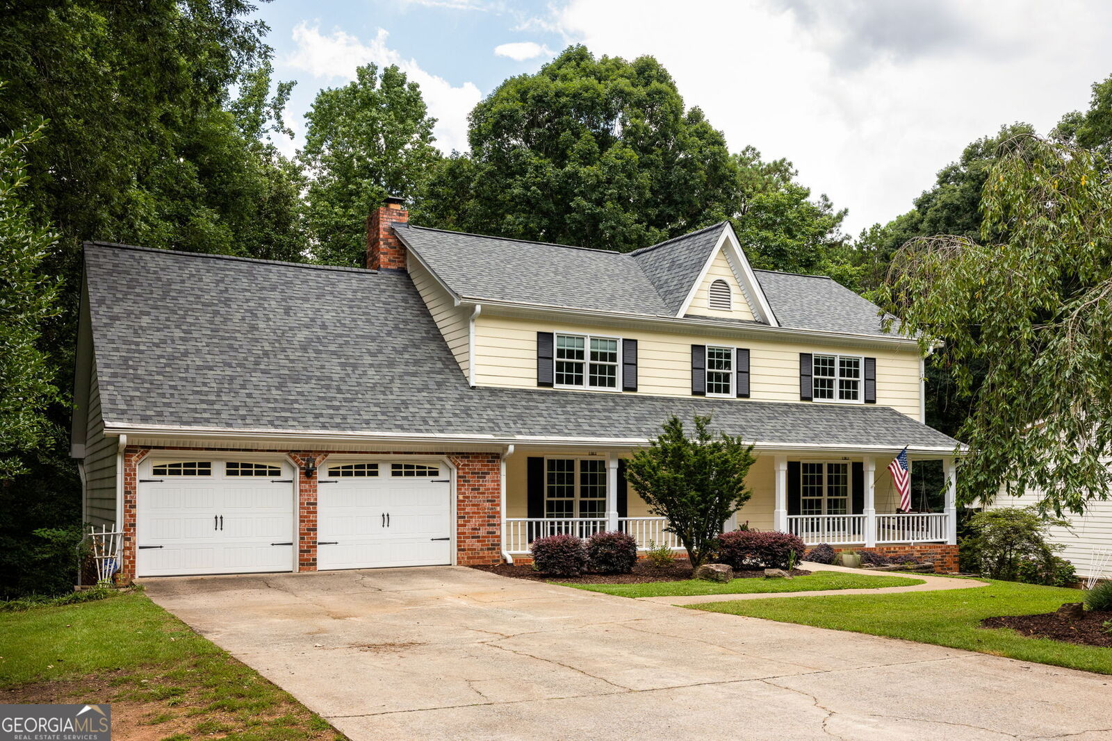Property Photo: 3788 Lee Ridge Way GA 30047