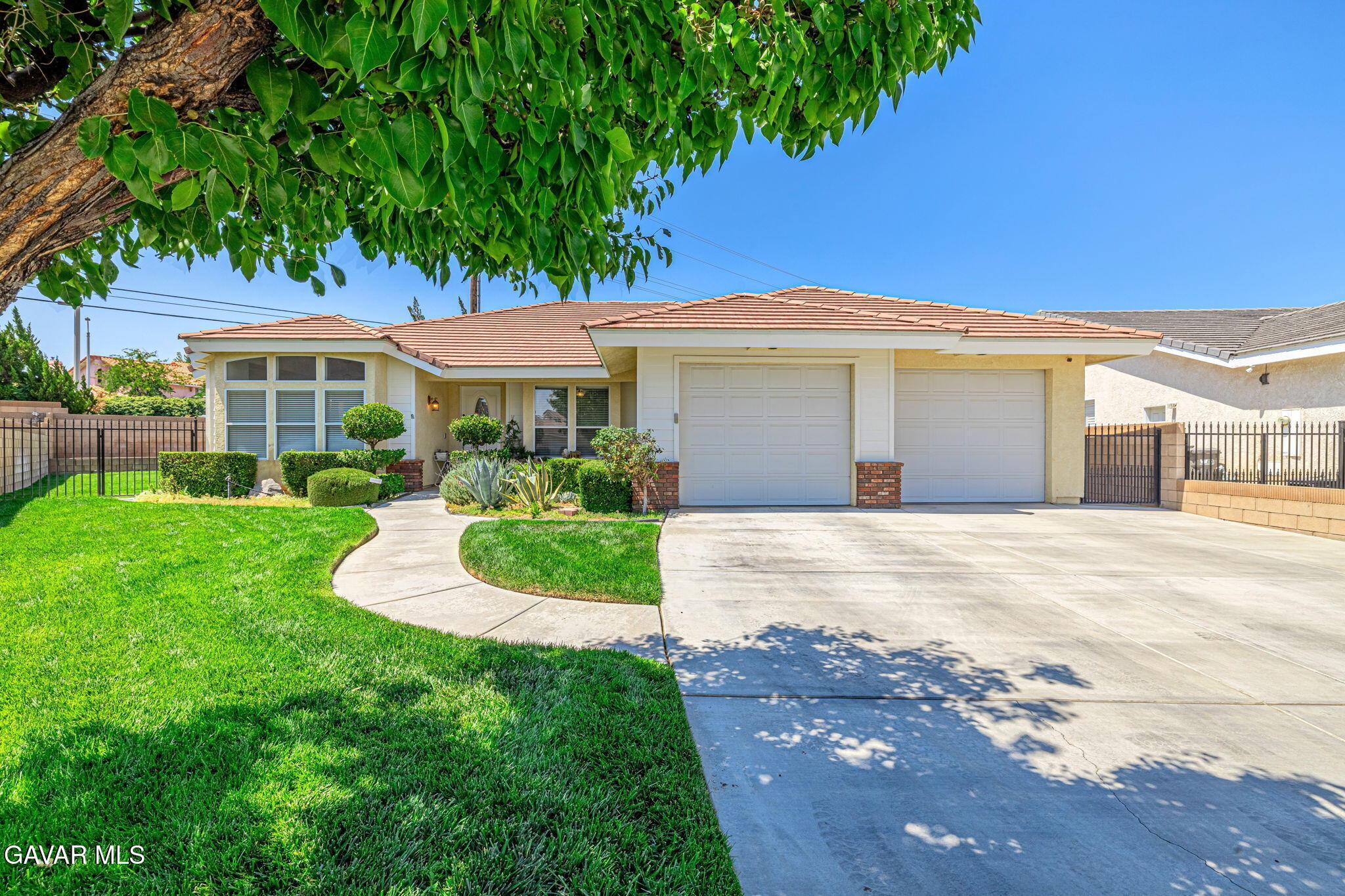 Property Photo: 3846 Spice Street CA 93536