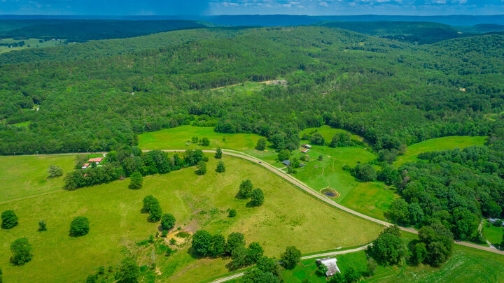 Property Photo: 7782 Brockdell Road TN 37367