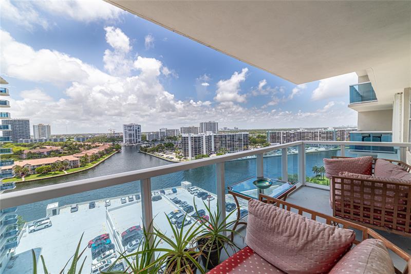 3800 S Ocean Dr 1424  Hollywood FL 33019 photo