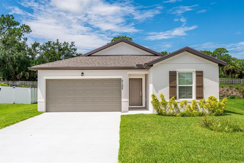 Property Photo: 5105 Armina Place FL 34951