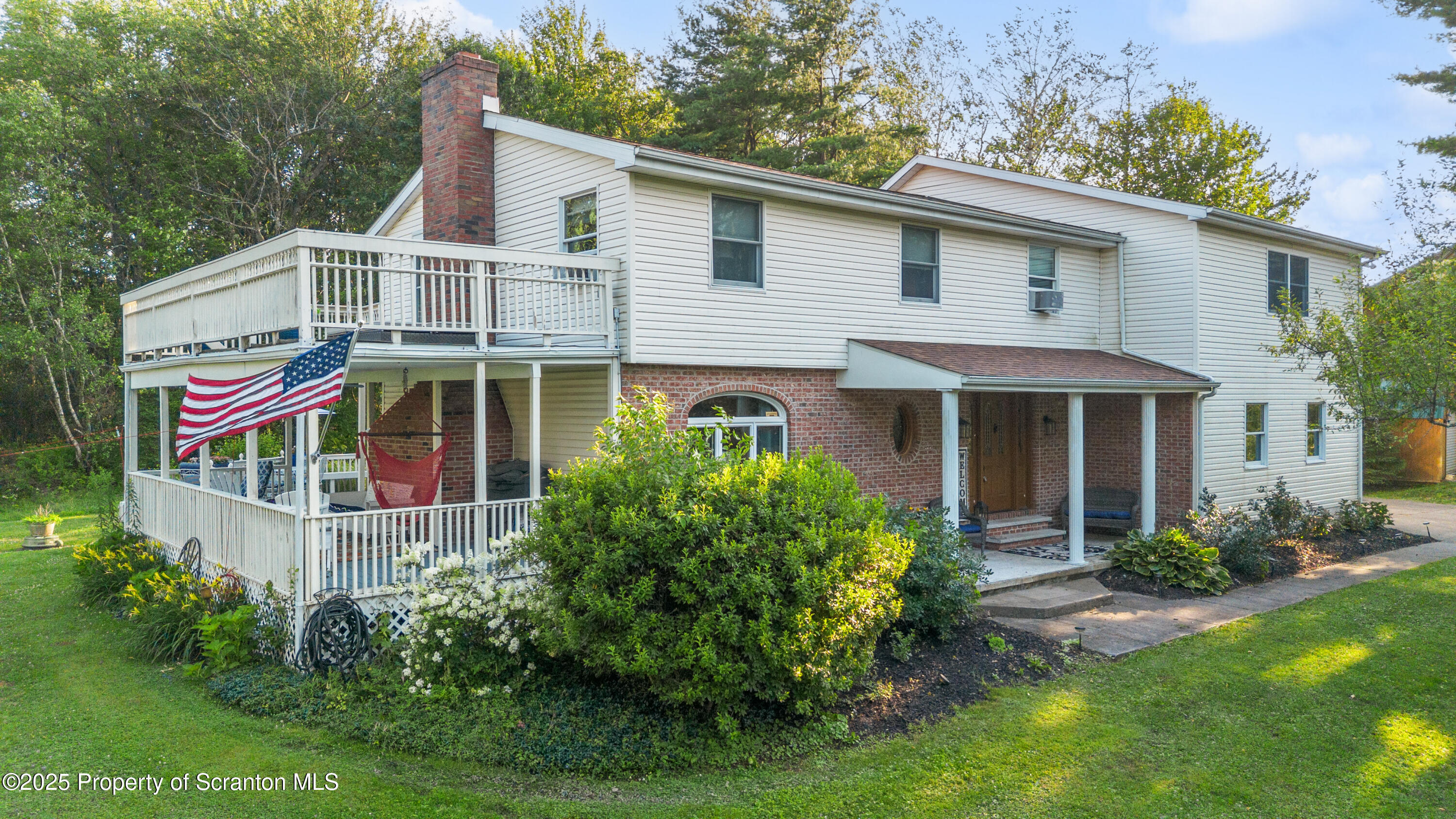 340 Washington Street  Greenfield Twp PA 18407 photo