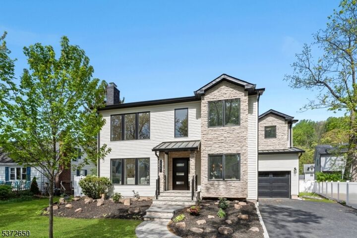 Property Photo:  2227 Pine Ter  NJ 07076 