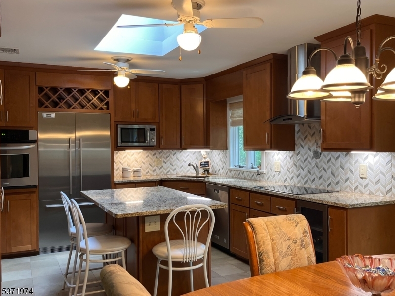 Property Photo: 13 Upper High Crest Dr NJ 07480