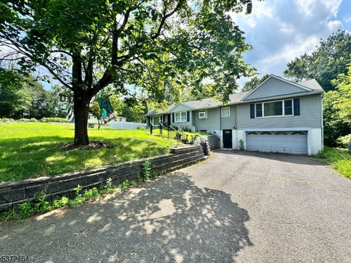 185 Milltown Rd  Bridgewater Twp. NJ 08807 photo