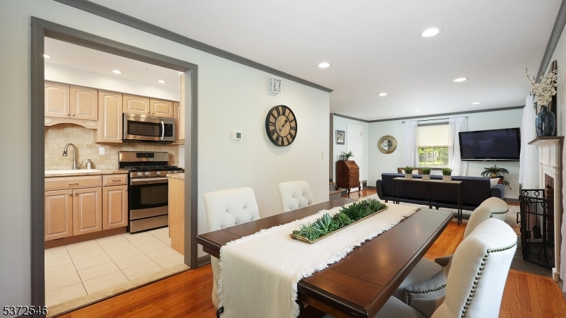 Property Photo:  260 Walnut St 1  NJ 07090 