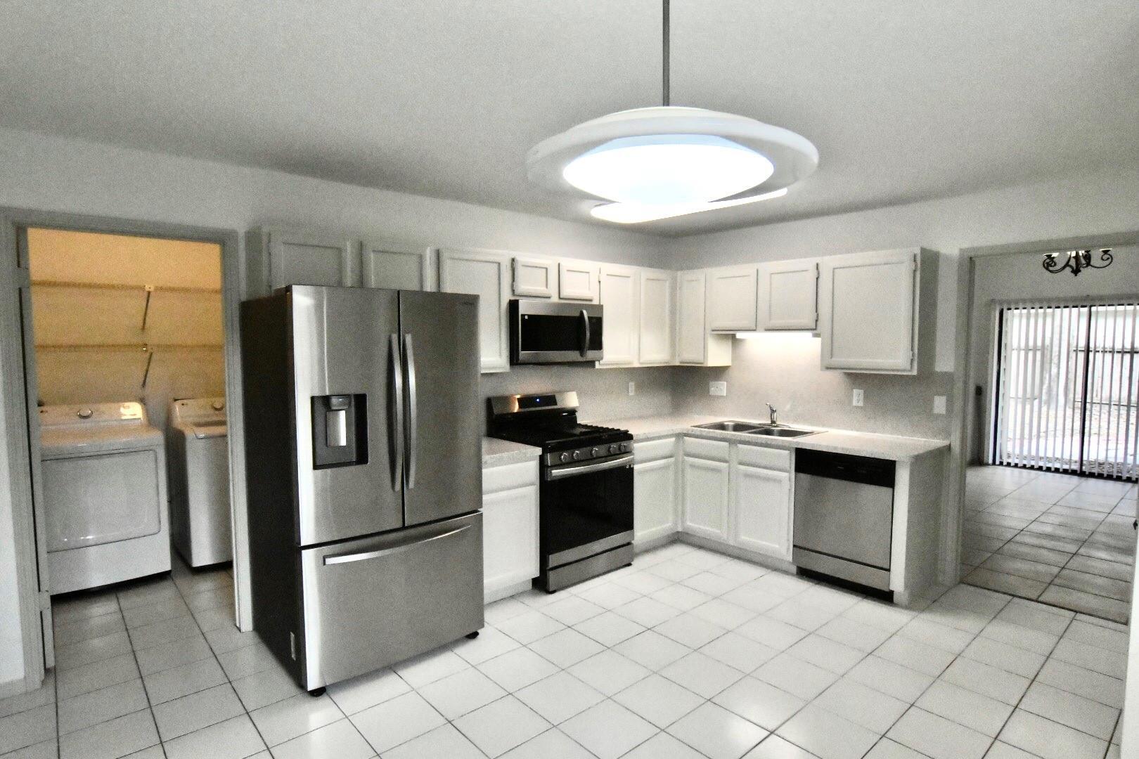 Property Photo: 9814 Paddock Park Drive TX 77065
