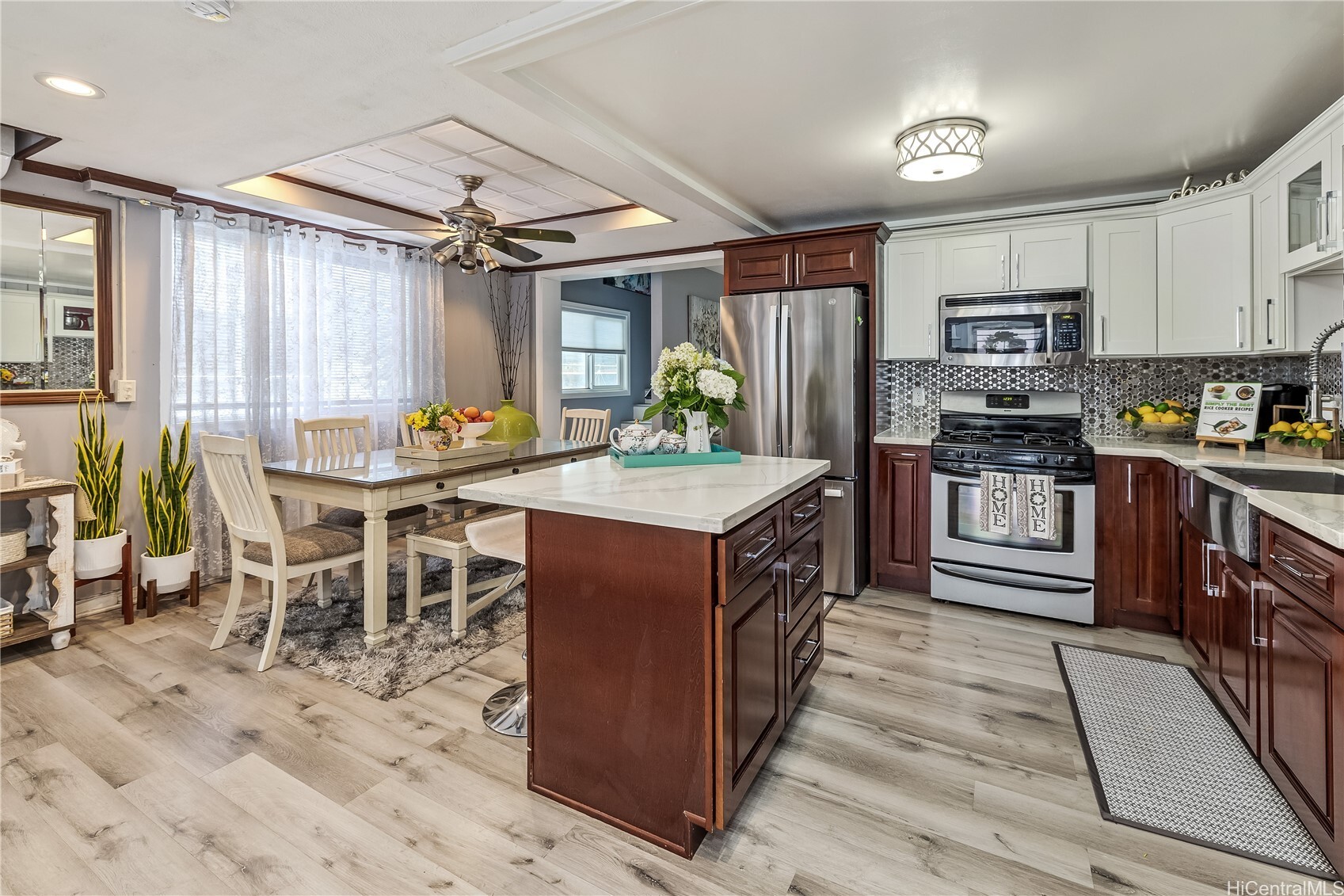 Property Photo: 99-230 Ohenana Loop HI 96701