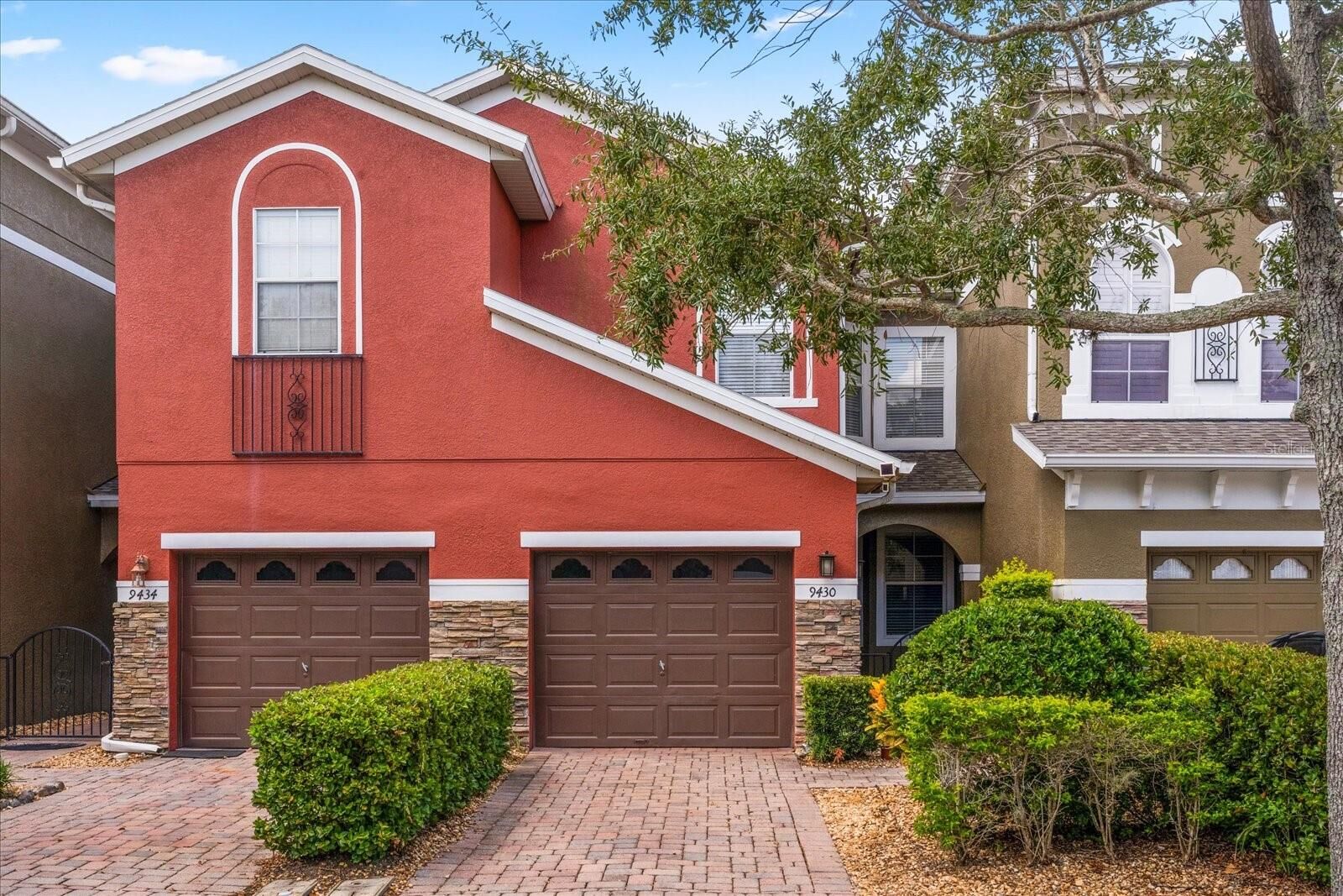 Property Photo: 9430 Tawnyberry Street FL 32832