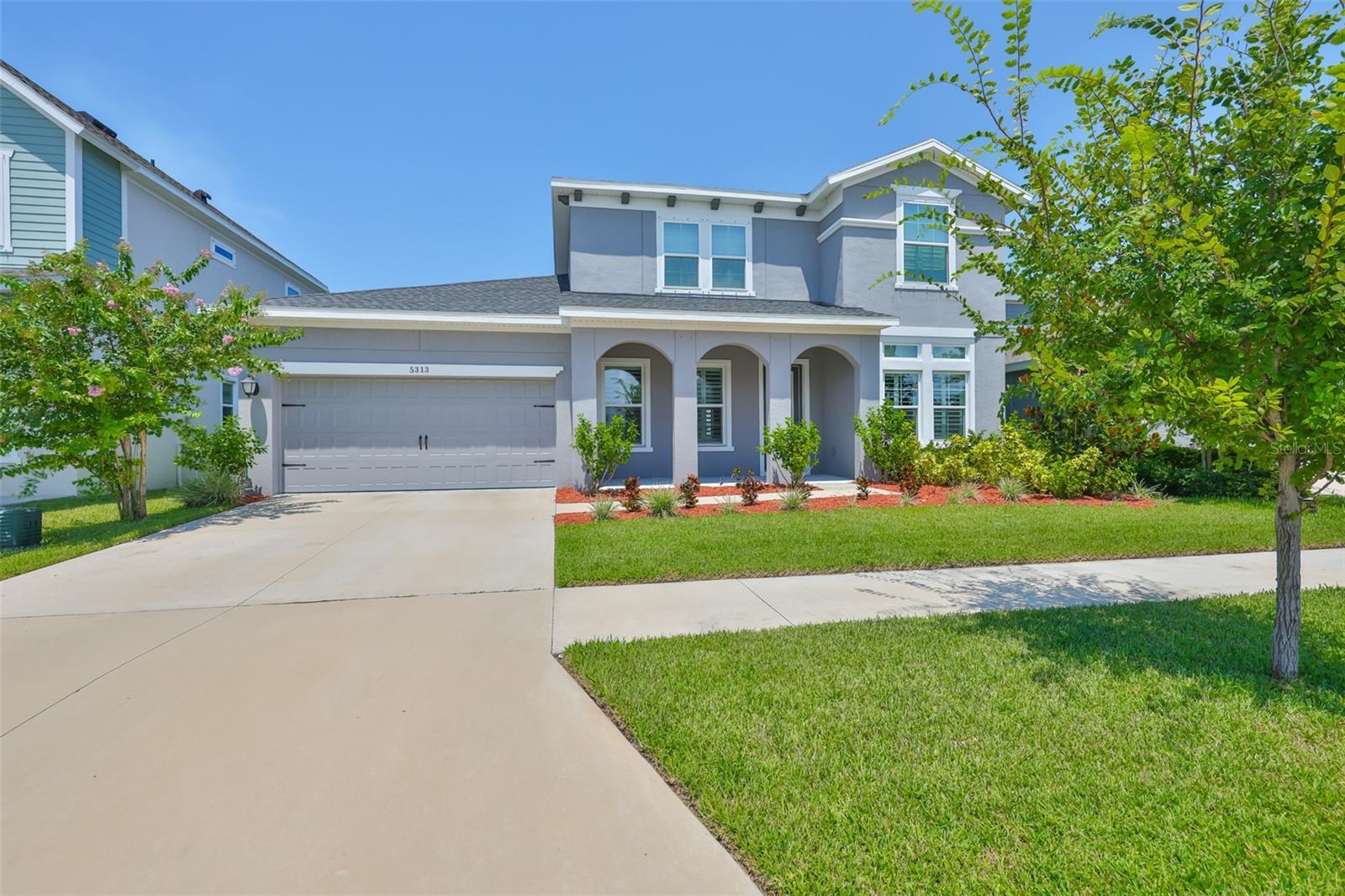 Property Photo: 5313 Del Coronado Drive FL 33572