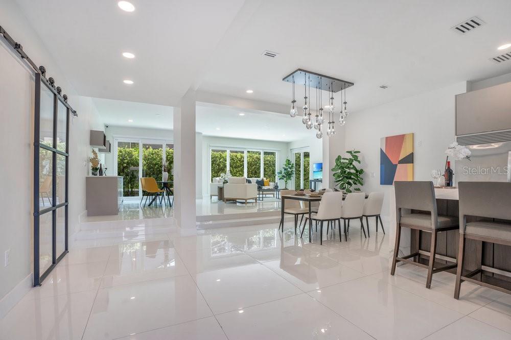 Property Photo: 1371 Lyndale Boulevard FL 32789