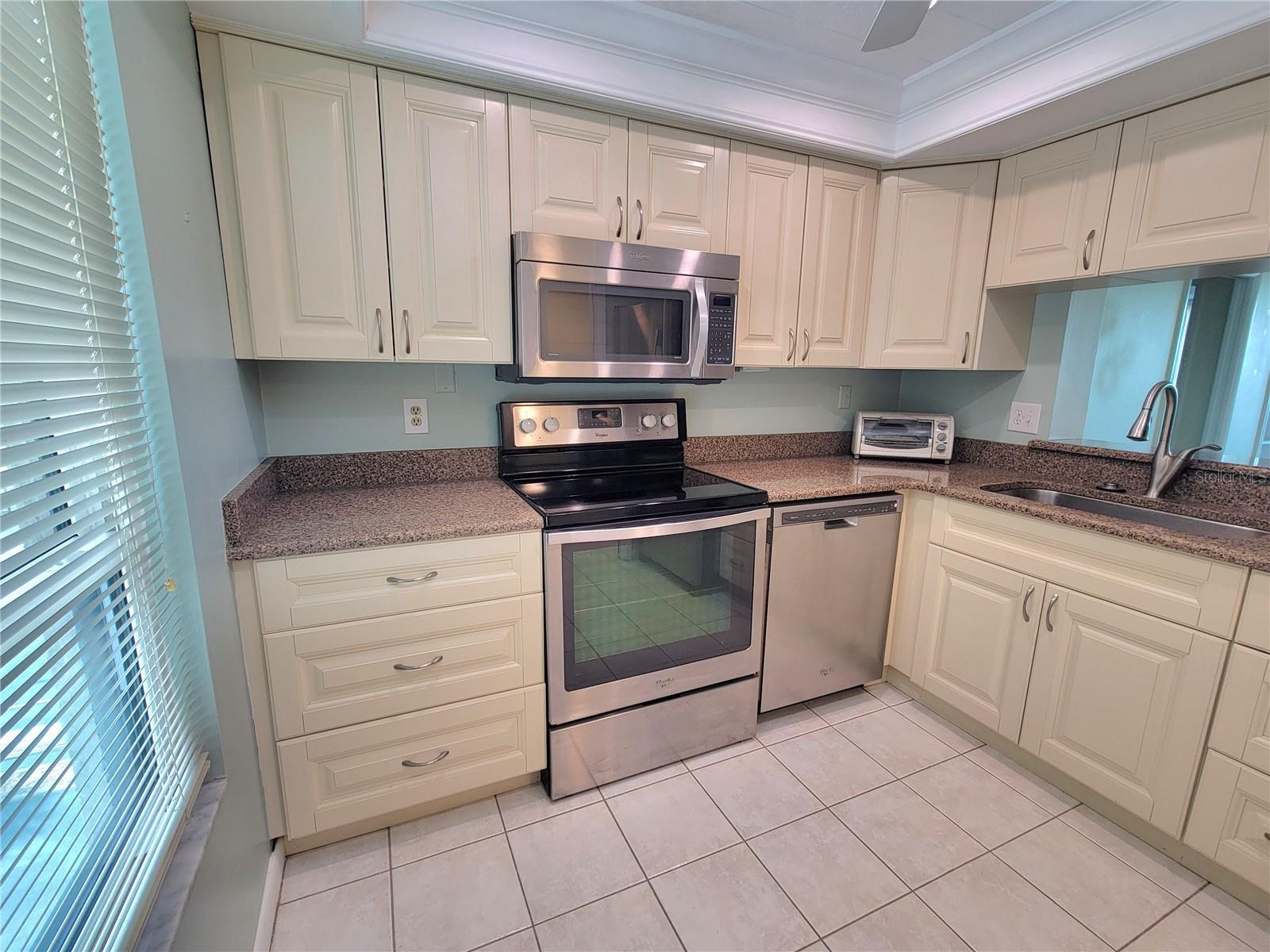 Property Photo:  2615 Cove Cay Drive 401  FL 33760 