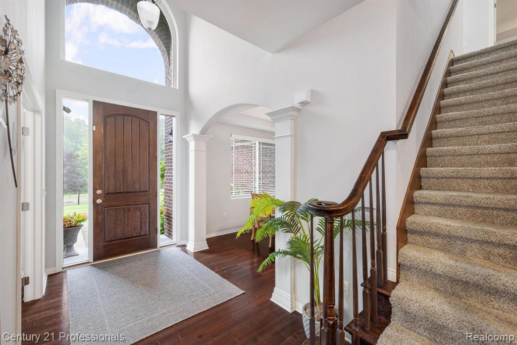 Property Photo: 9754 Windsor Lane MI 48348 1559