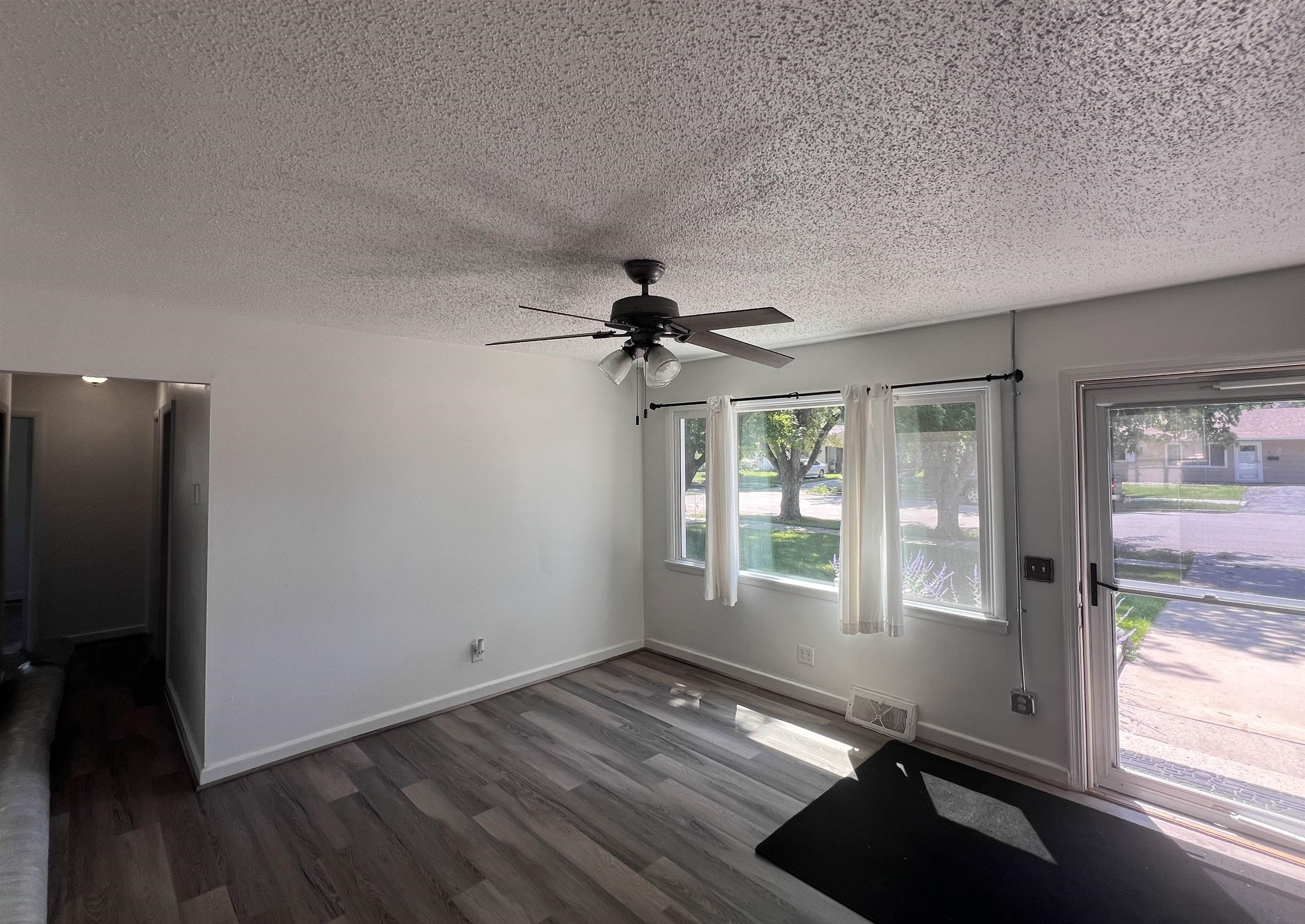 Property Photo: 834 E Tallent Street SD 57701