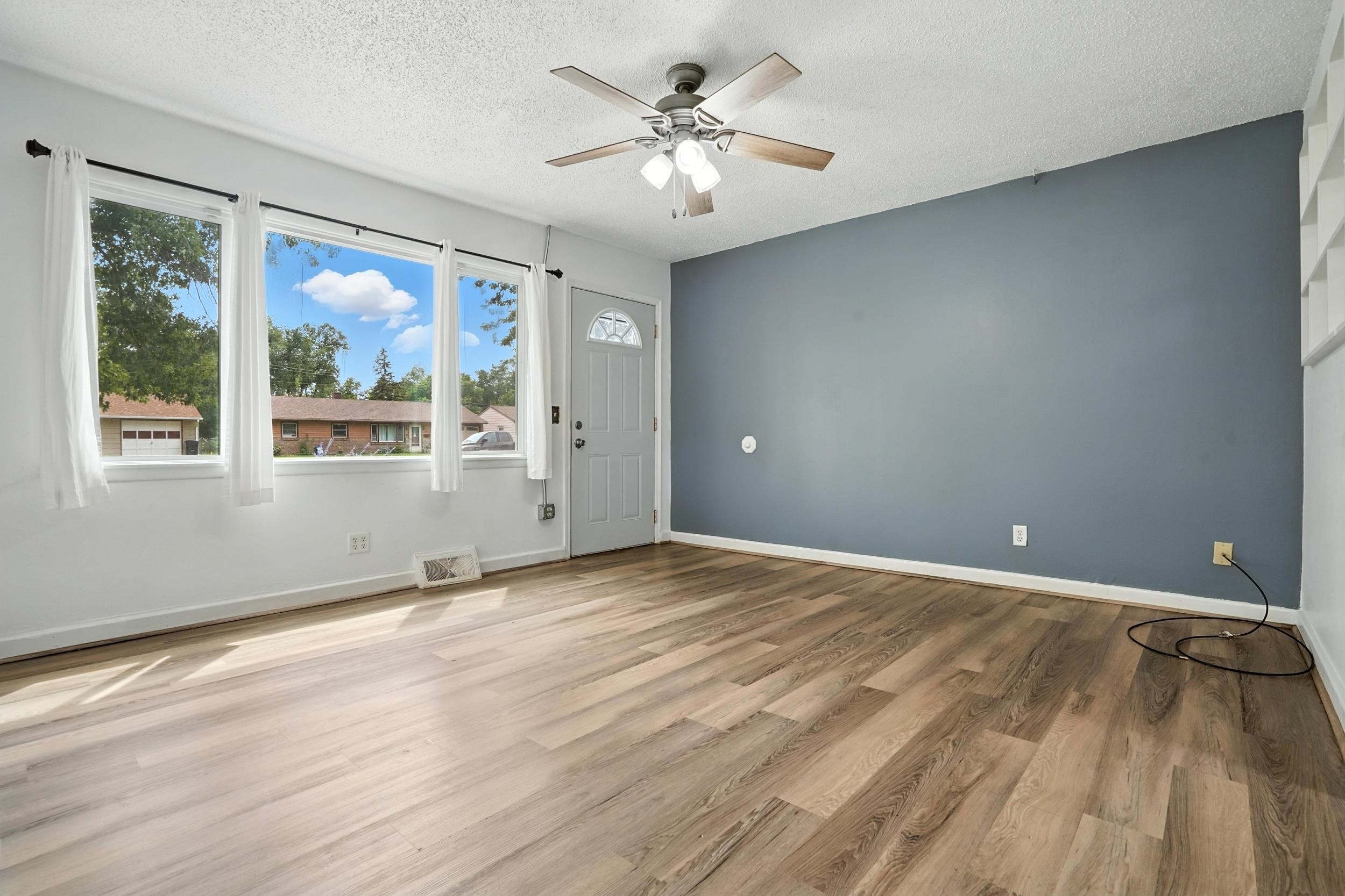 Property Photo:  834 E Tallent Street  SD 57701 