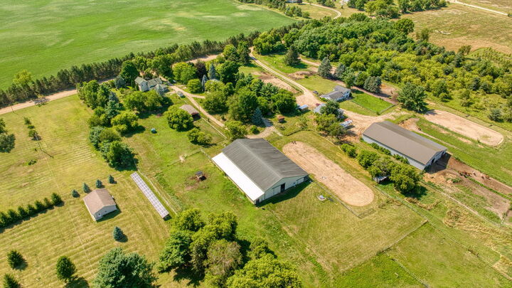 Property Photo: 9923 Sharon Hollow Road MI 48158