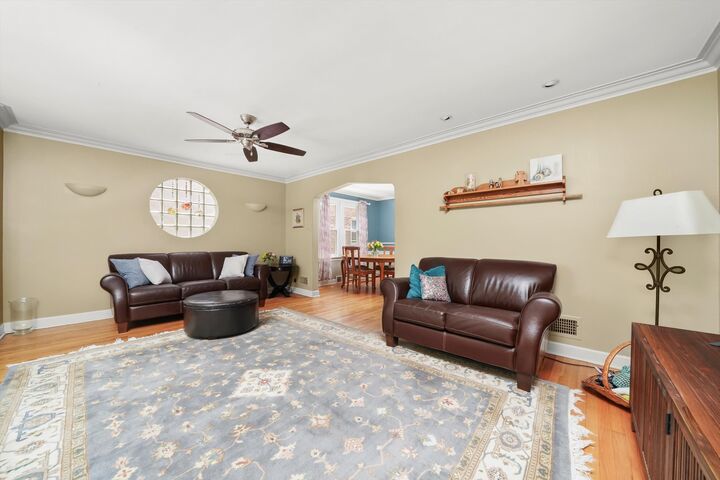 Property Photo:  3010 Wisconsin Avenue  IL 60402 
