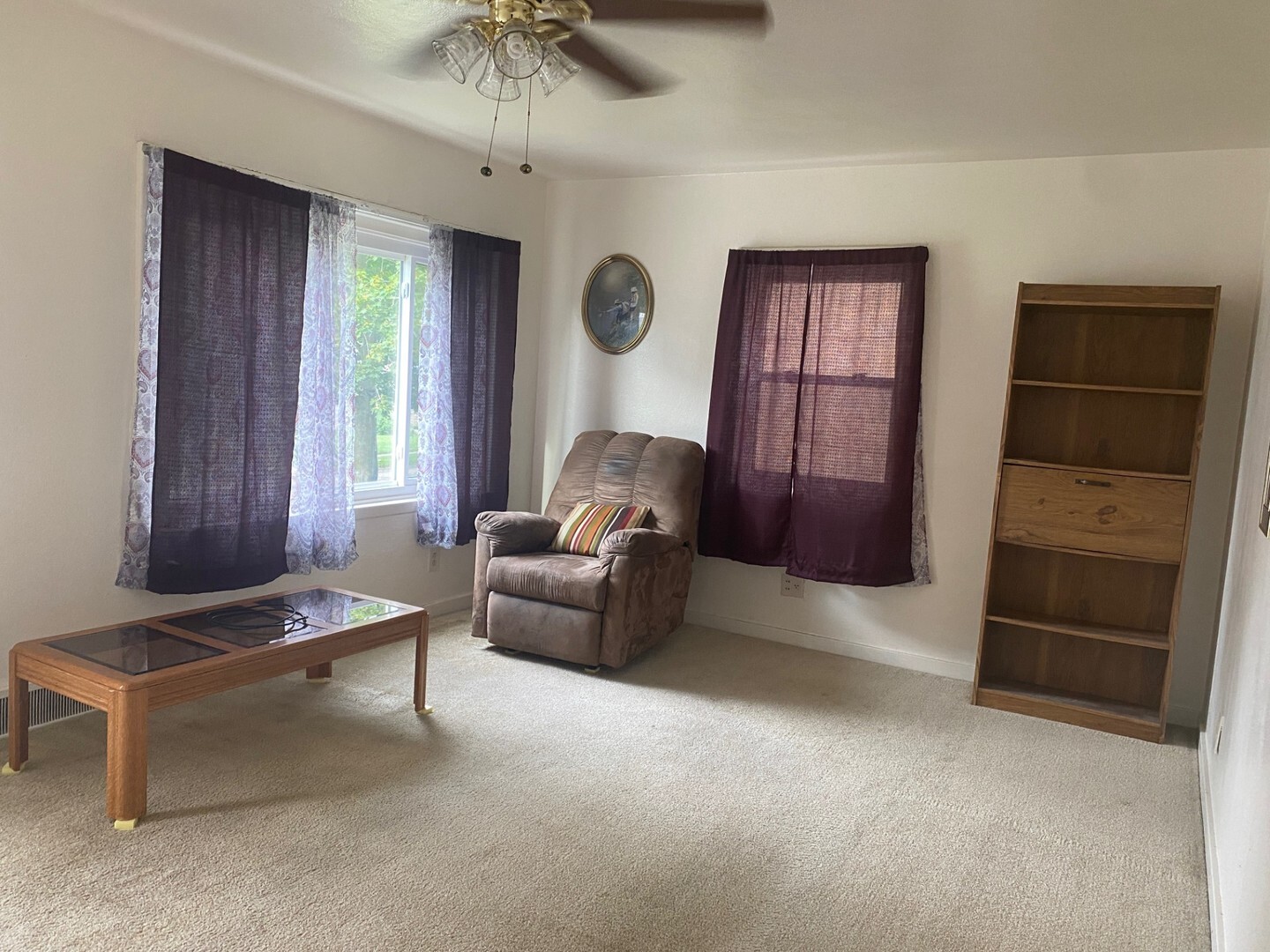 Property Photo: 715 W Cleveland Street IL 61362