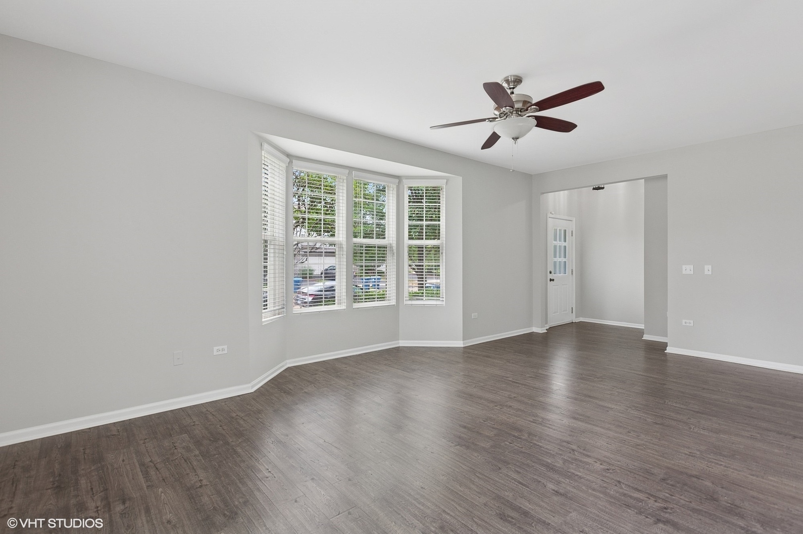 Property Photo: 3148 Ollerton Avenue 3148 IL 60502