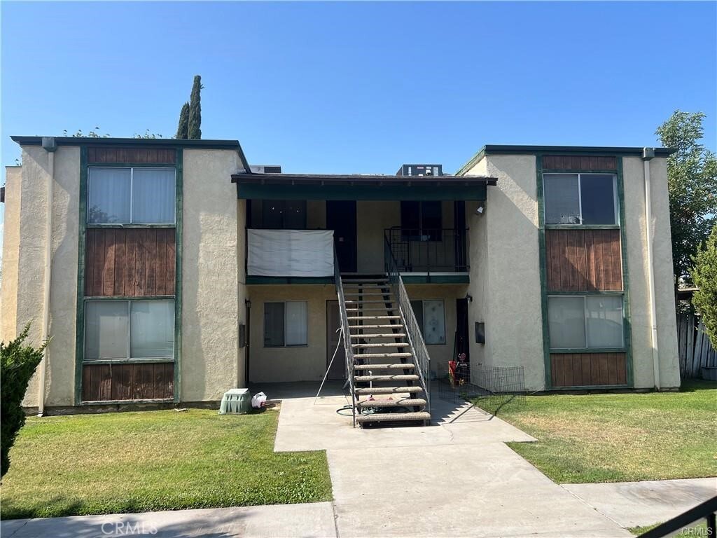 Property Photo: 10935 Rincon Street CA 92354