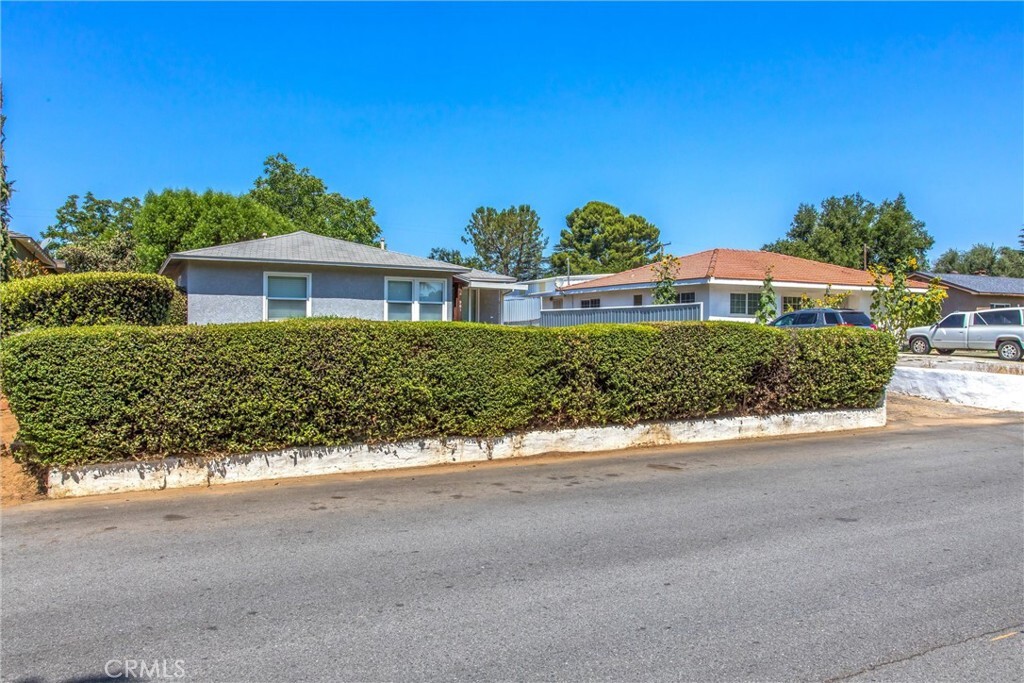 Property Photo: 961 Orange Avenue CA 92223