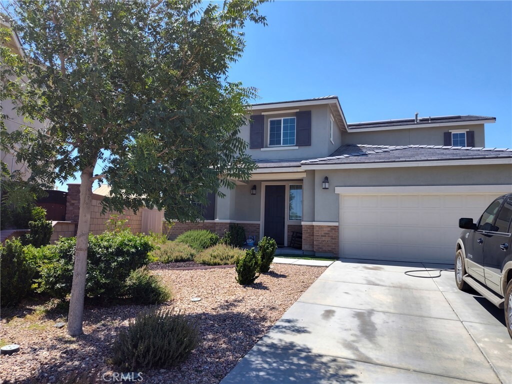 Property Photo:  45133 44th Street W  CA 93536 