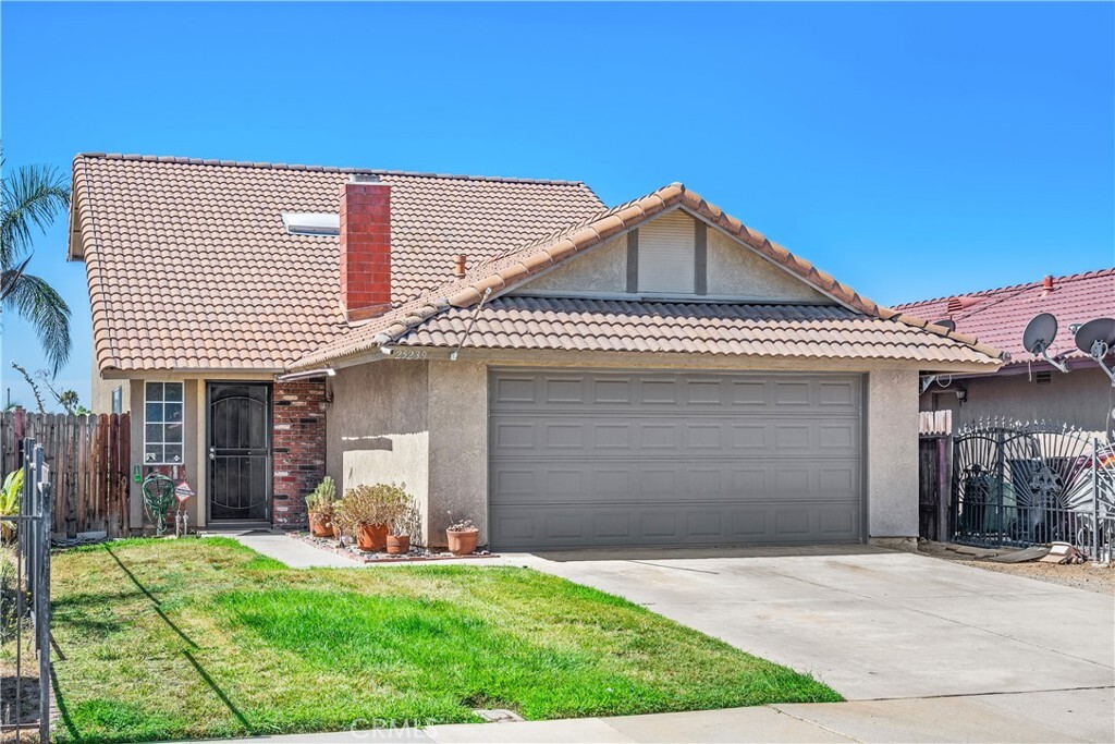 Property Photo:  25239 Dana Lane  CA 92551 