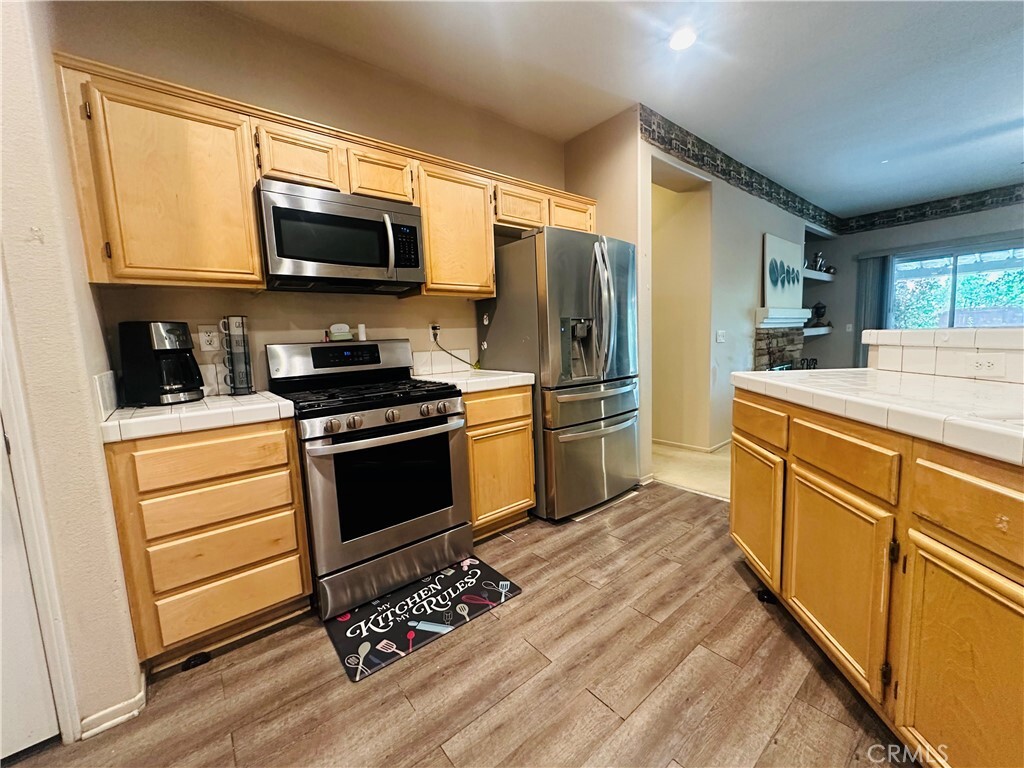 Property Photo:  13375 Dunwood Court  CA 92392 