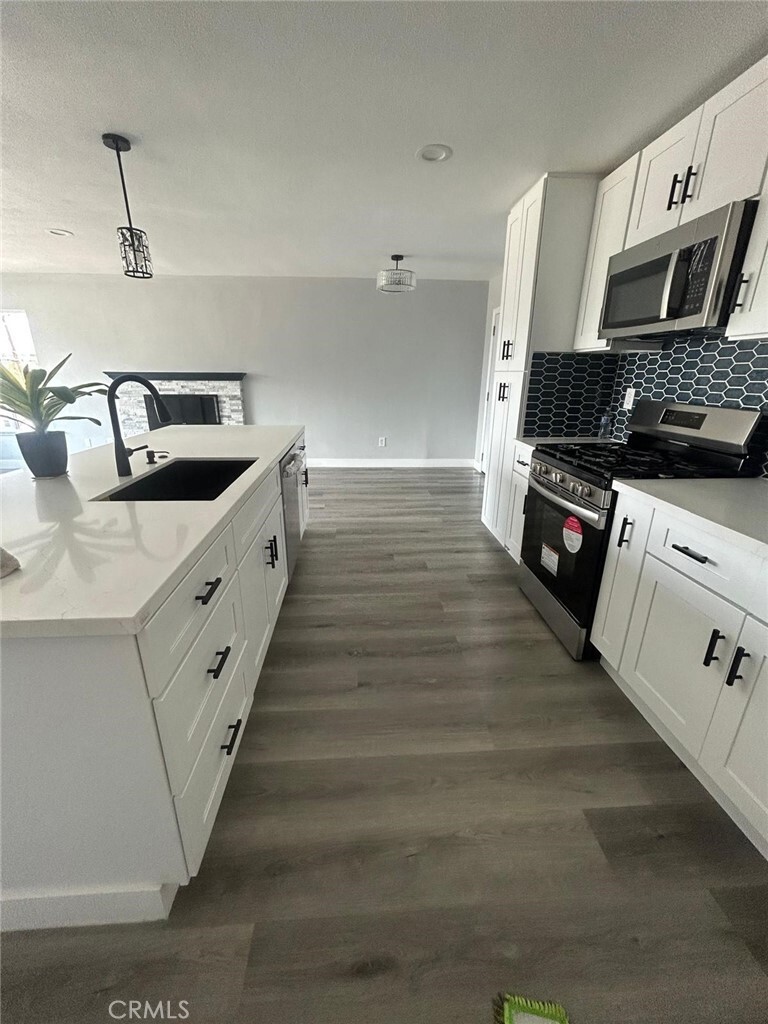 Property Photo: 31795 Avenue N CA 92373