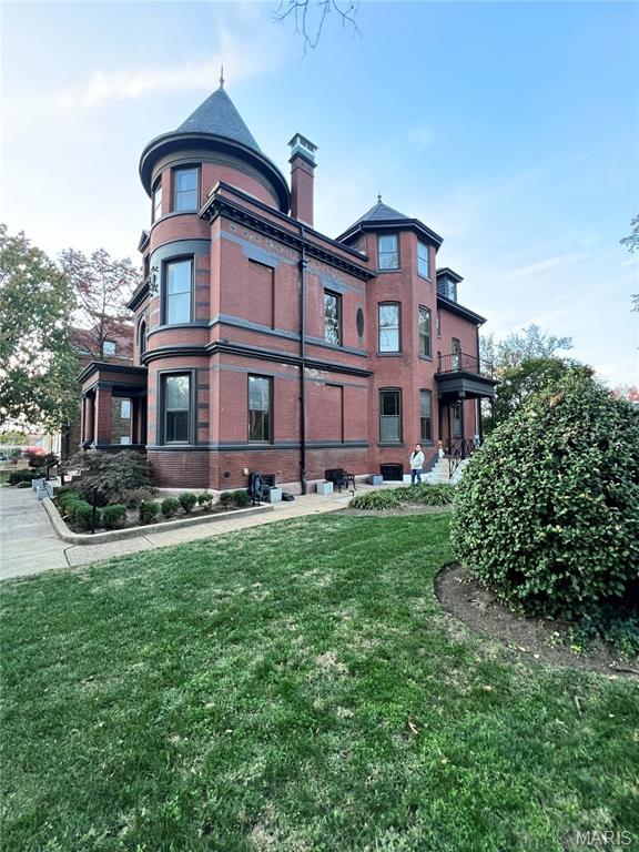 Property Photo: 2323 Lafayette Avenue MO 63104