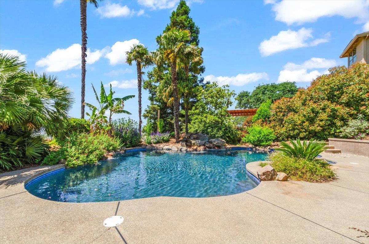 Property Photo:  424 Powers Drive  CA 95762 