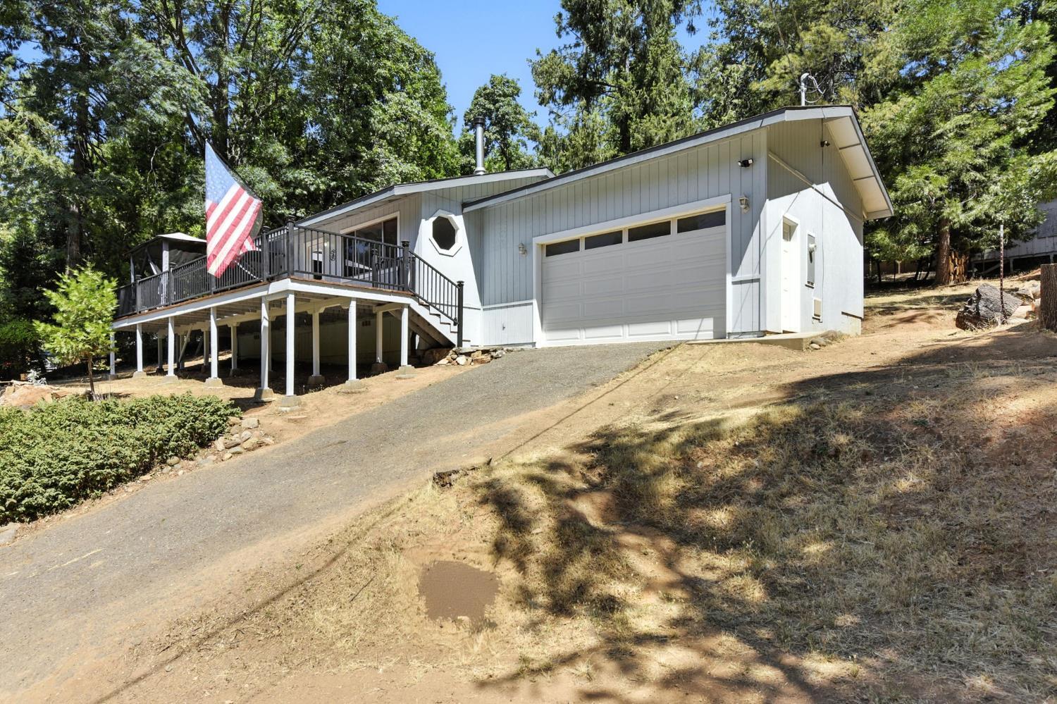 5479 Wisteria Road  Pollock Pines CA 95726 photo