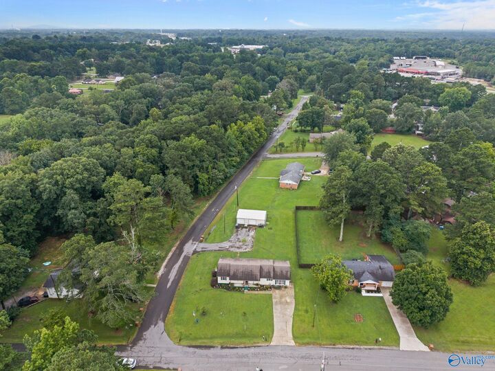 Property Photo: 2272 Hillview Street NW AL 35640
