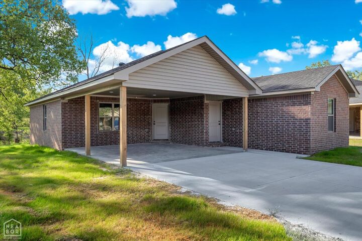 Property Photo: 105 Weston Cove AR 72417