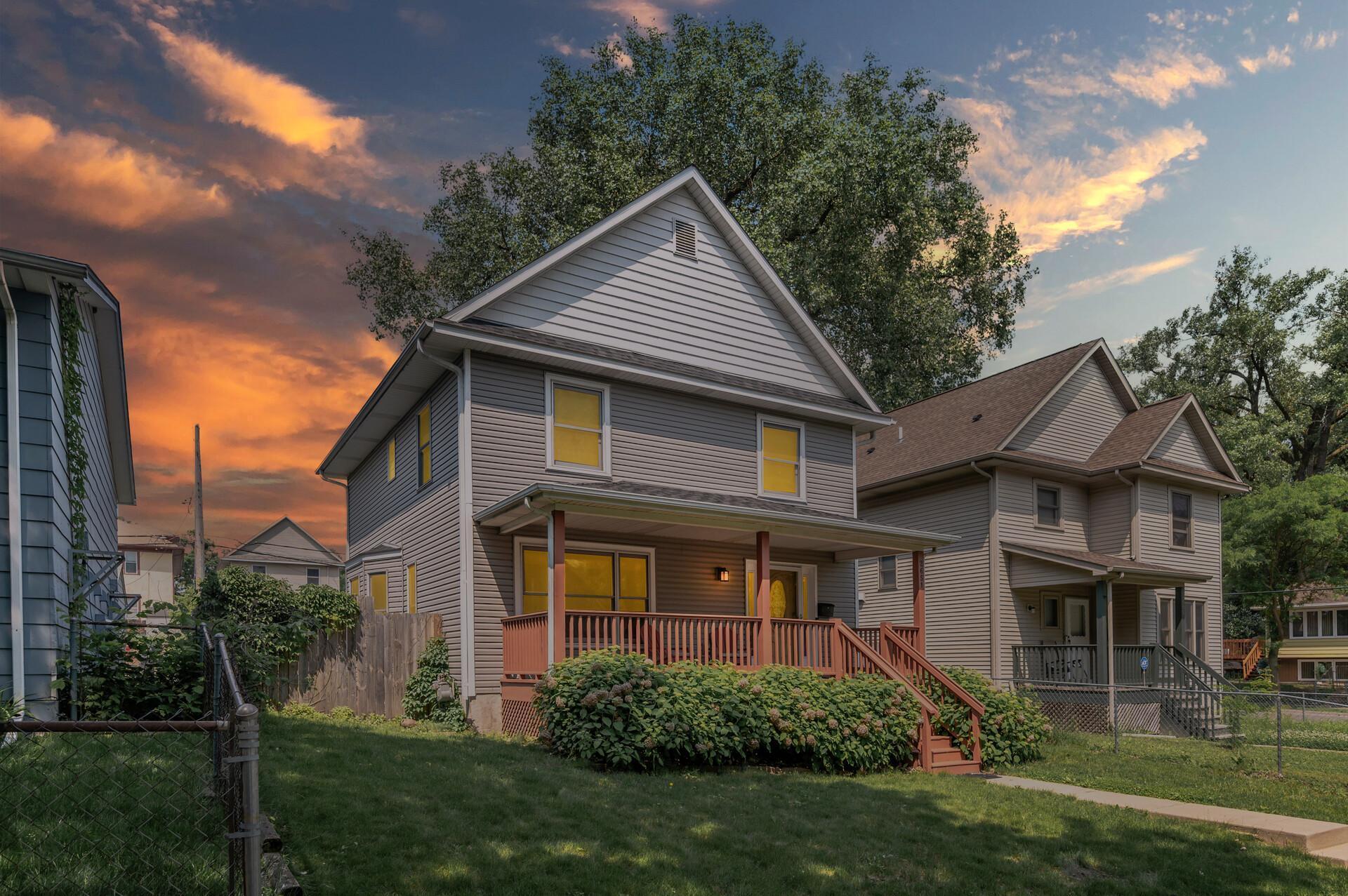Property Photo: 2651 Colfax Avenue N MN 55411