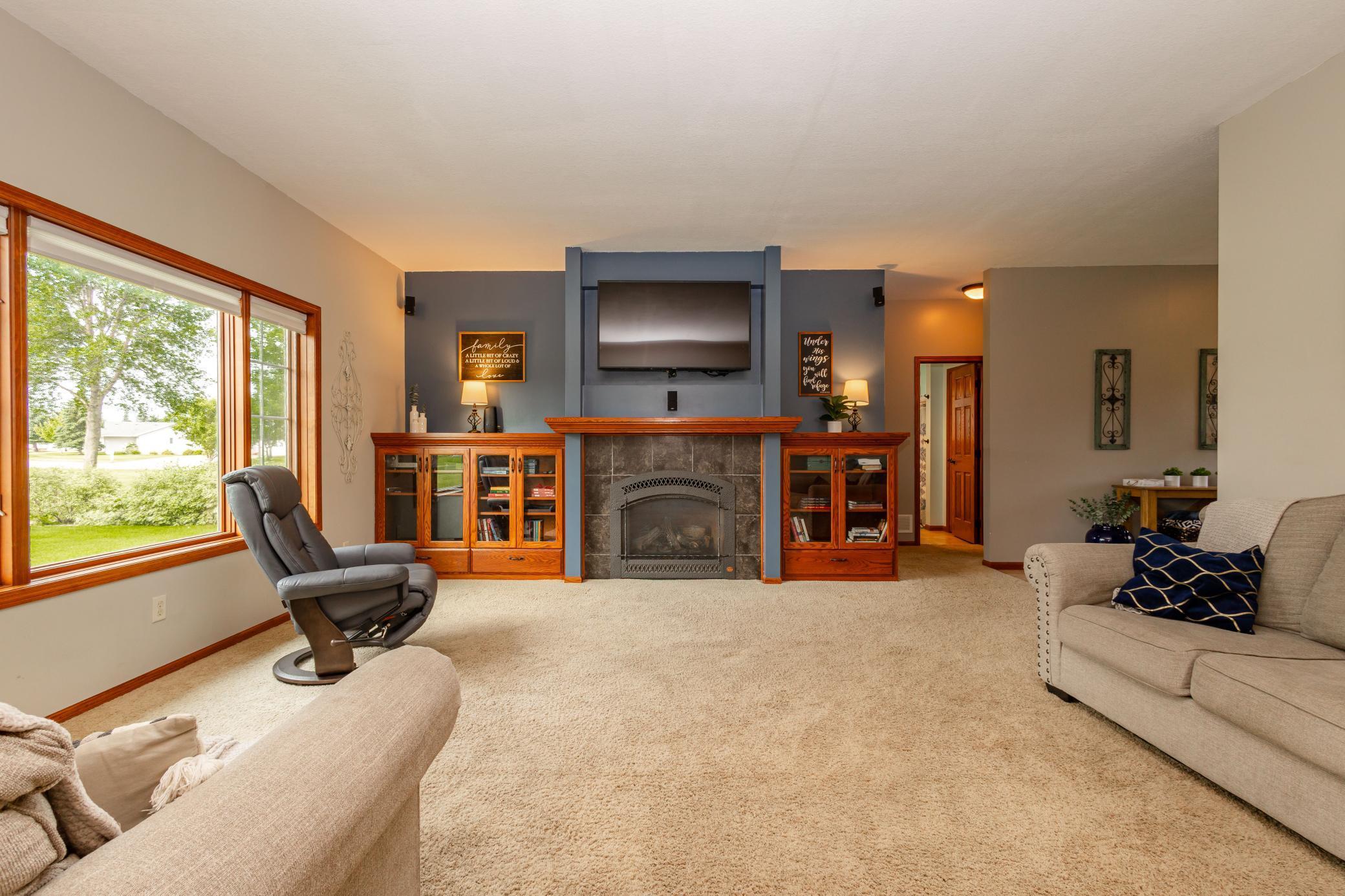 Property Photo: 812 Anderson Way MN 56308