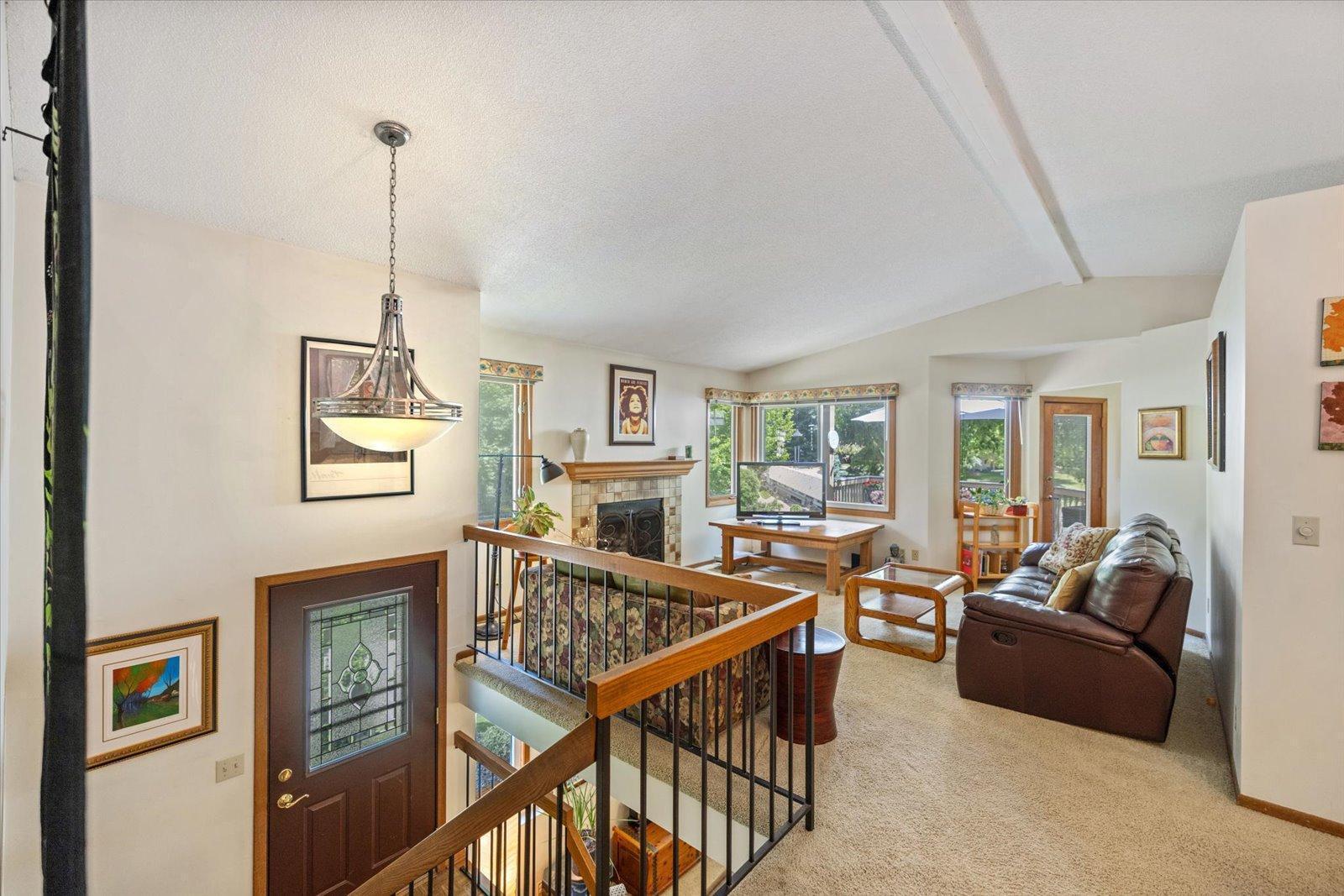 Property Photo:  4225 Goldenrod Lane N  MN 55441 