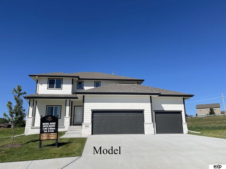 Property Photo:  21702 Hampton Drive  NE 68028 
