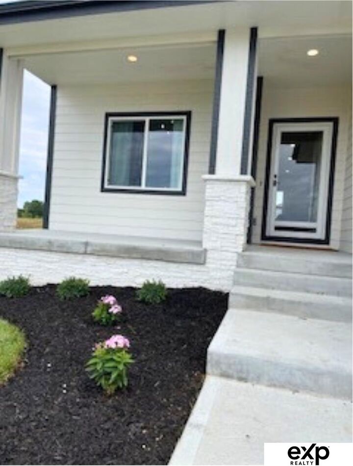 Property Photo: 21702 Hampton Drive NE 68028