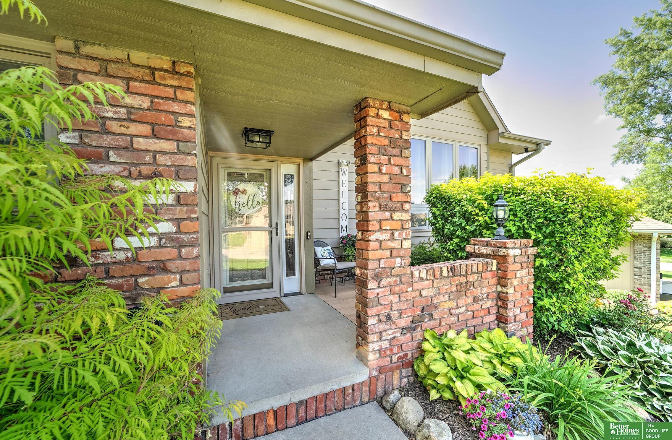 Property Photo: 1216 S 167th Street NE 68130