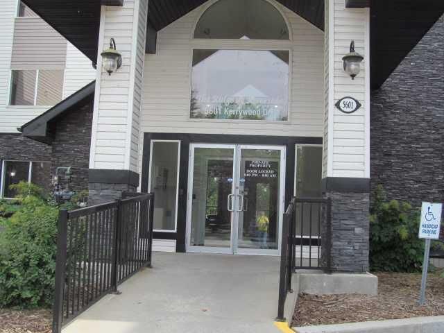 Photo de la propriété: 5601 Kerry Wood Drive 403 AB T4N 4X3