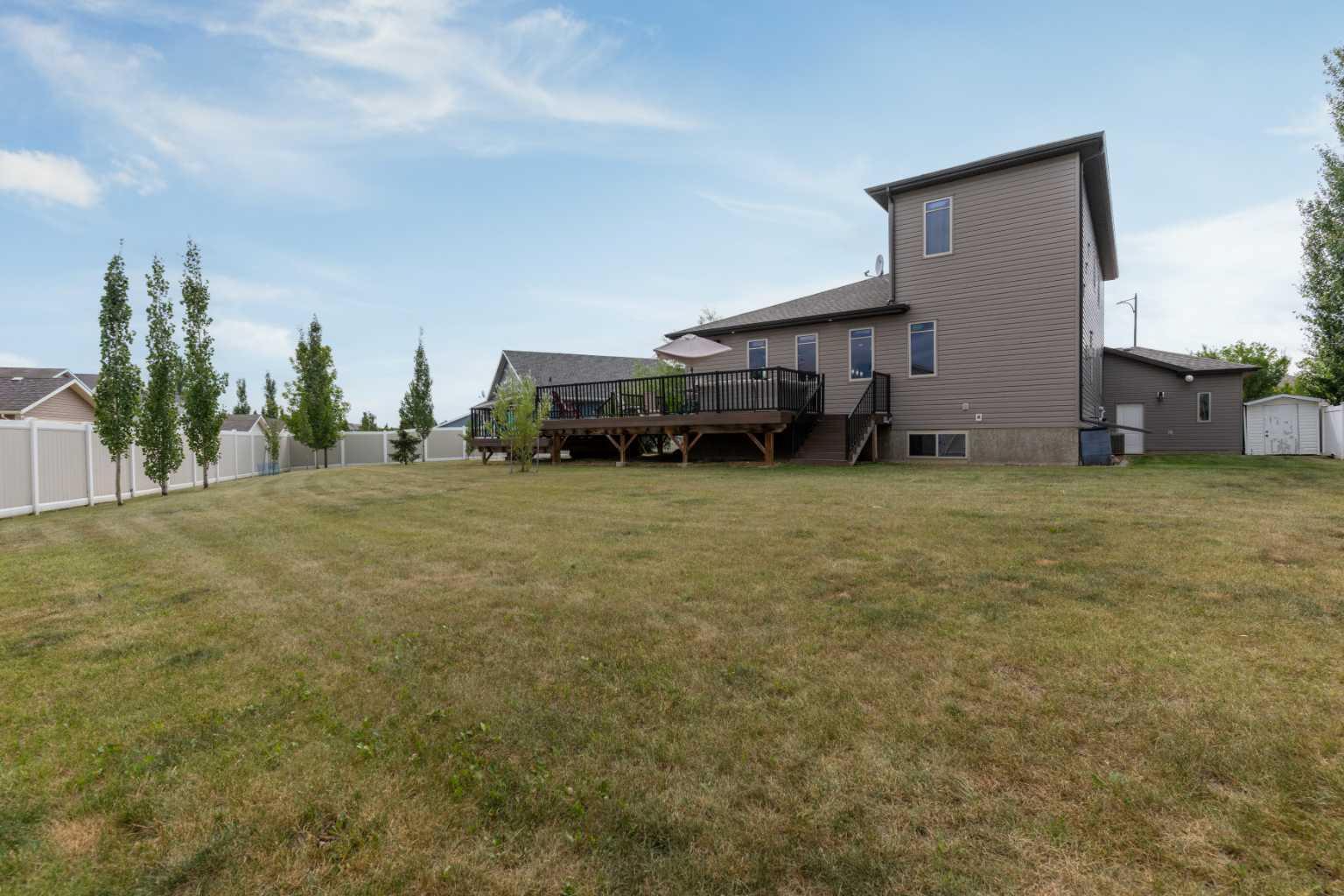 Property Photo:  2709 59 Street Close  AB T4V 1P8 