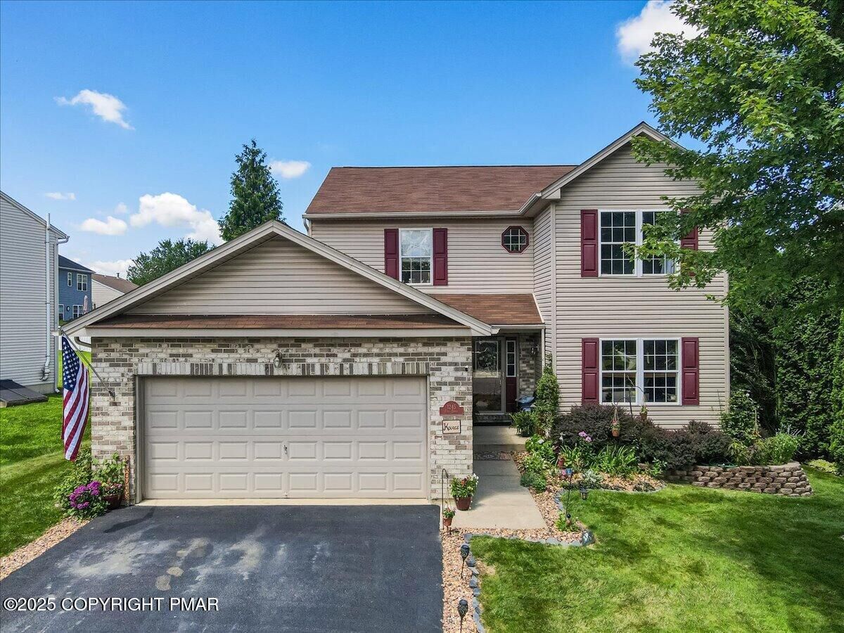 Property Photo: 1245 Vera Drive PA 18040