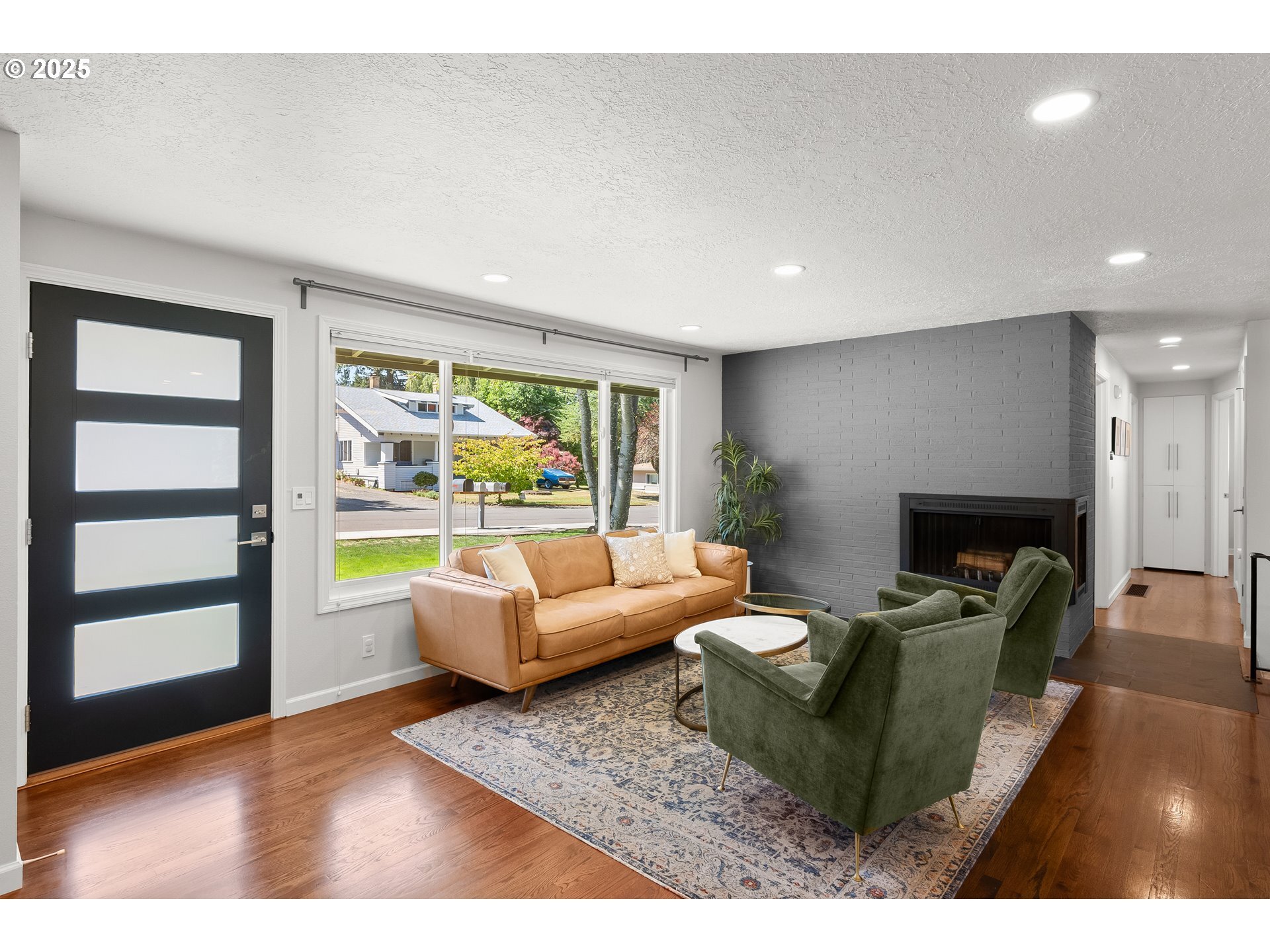 Property Photo: 7785 SW Landau St OR 97223
