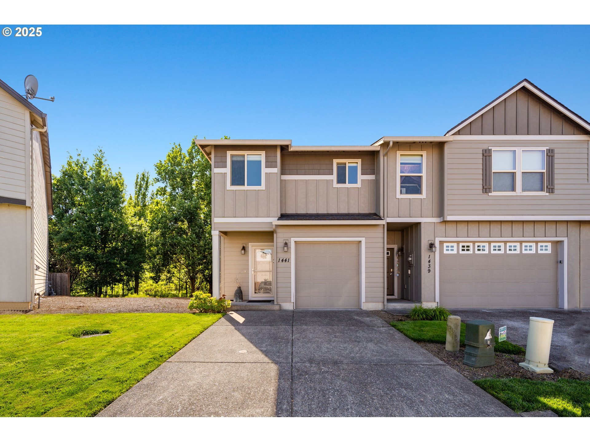 Property Photo:  1441 NE 82nd Dr  WA 98665 