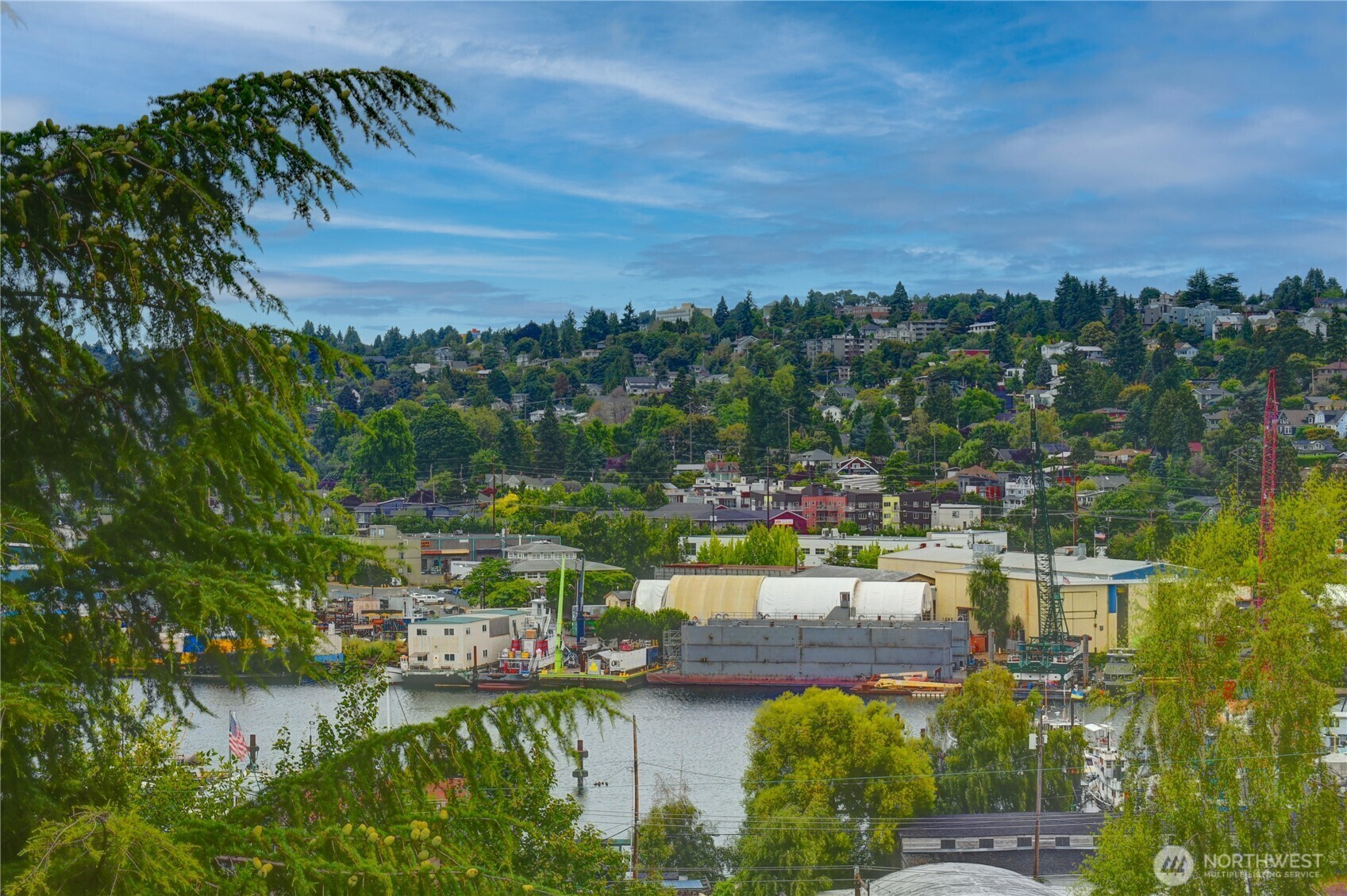 Property Photo: 625 W Emerson Street WA 98119