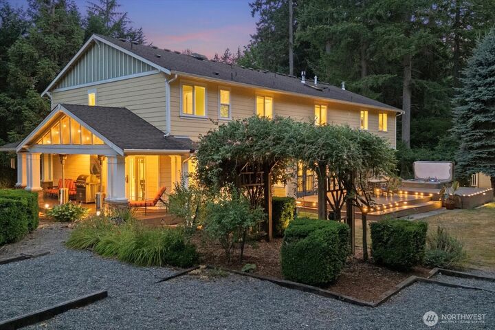 16218 NE 195th Street  Woodinville WA 98072 photo