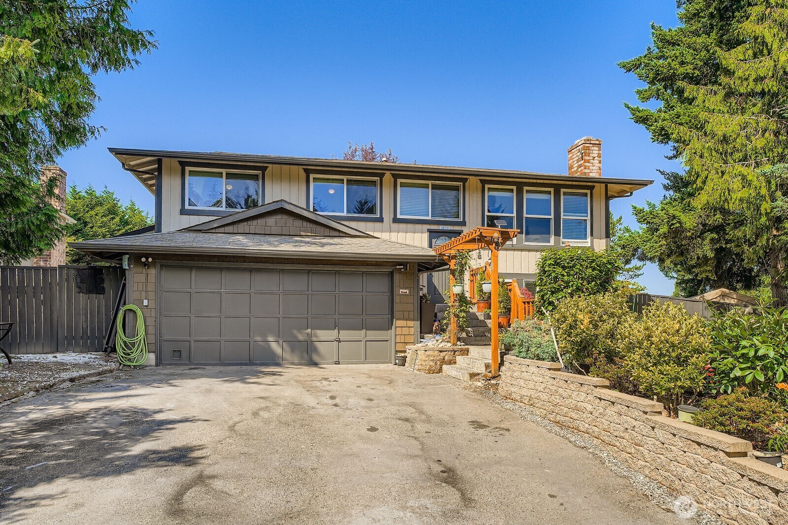 Property Photo: 30215 54th Avenue S WA 98001