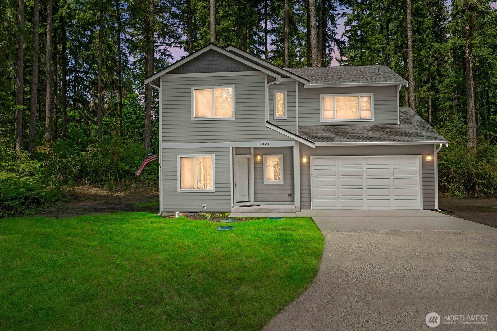 Property Photo:  17521  Loop Lane SE  WA 98597 